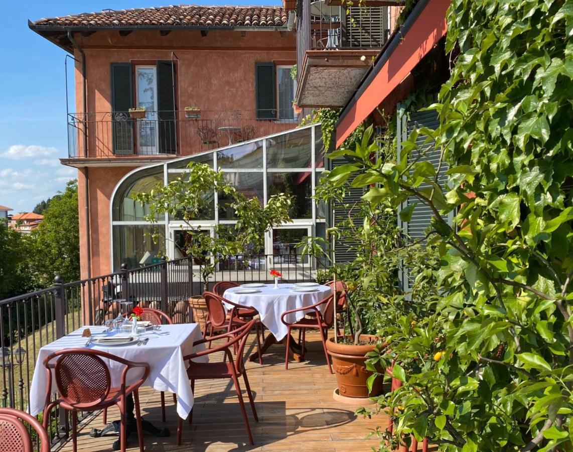 Felicin - Ristorante Albergo "Dimora Storica" モンフォルテ・ダルバ エクステリア 写真