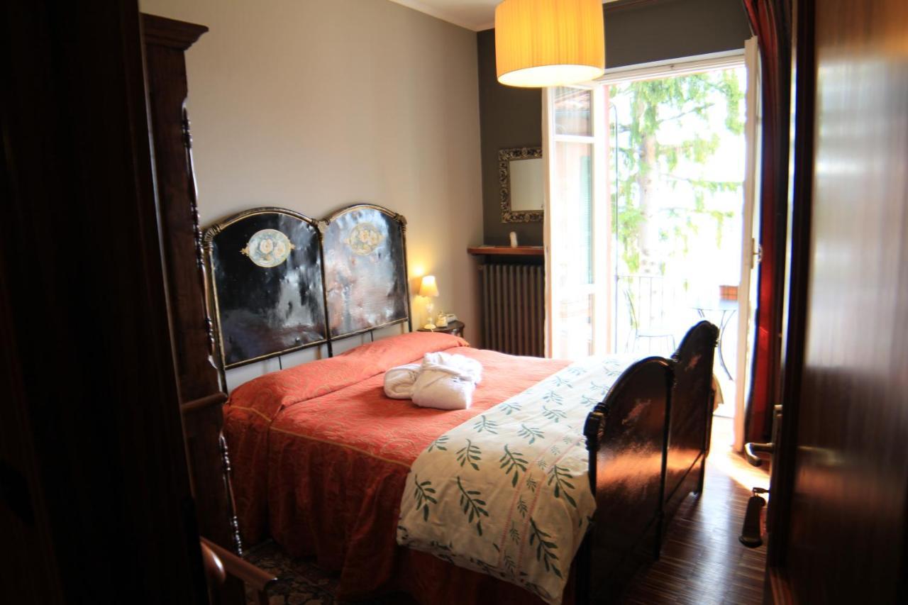 Felicin - Ristorante Albergo "Dimora Storica" モンフォルテ・ダルバ エクステリア 写真
