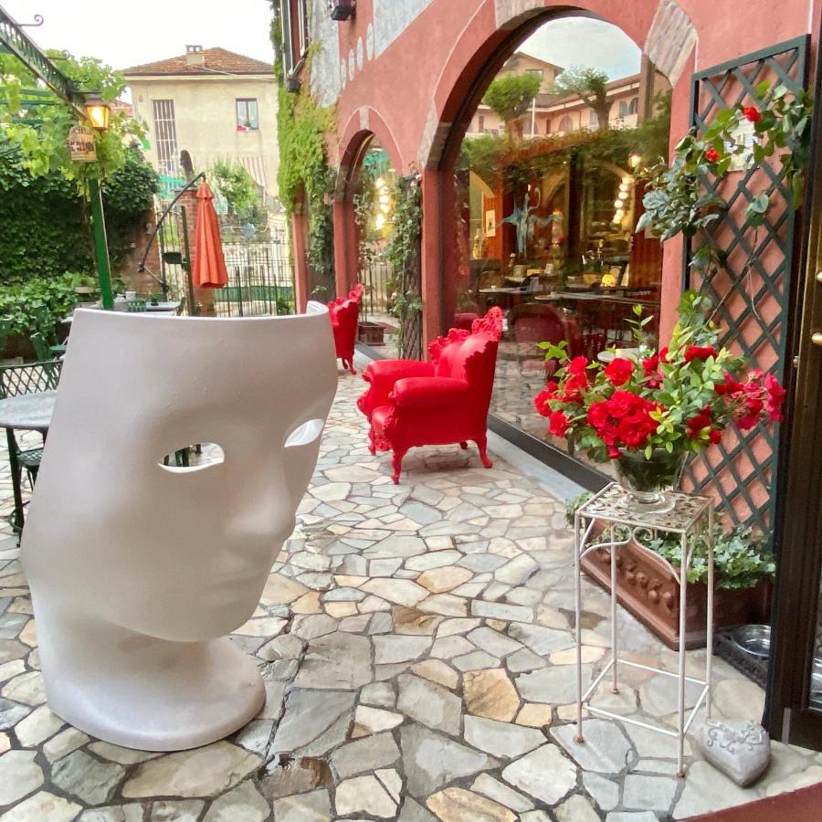 Felicin - Ristorante Albergo "Dimora Storica" モンフォルテ・ダルバ エクステリア 写真